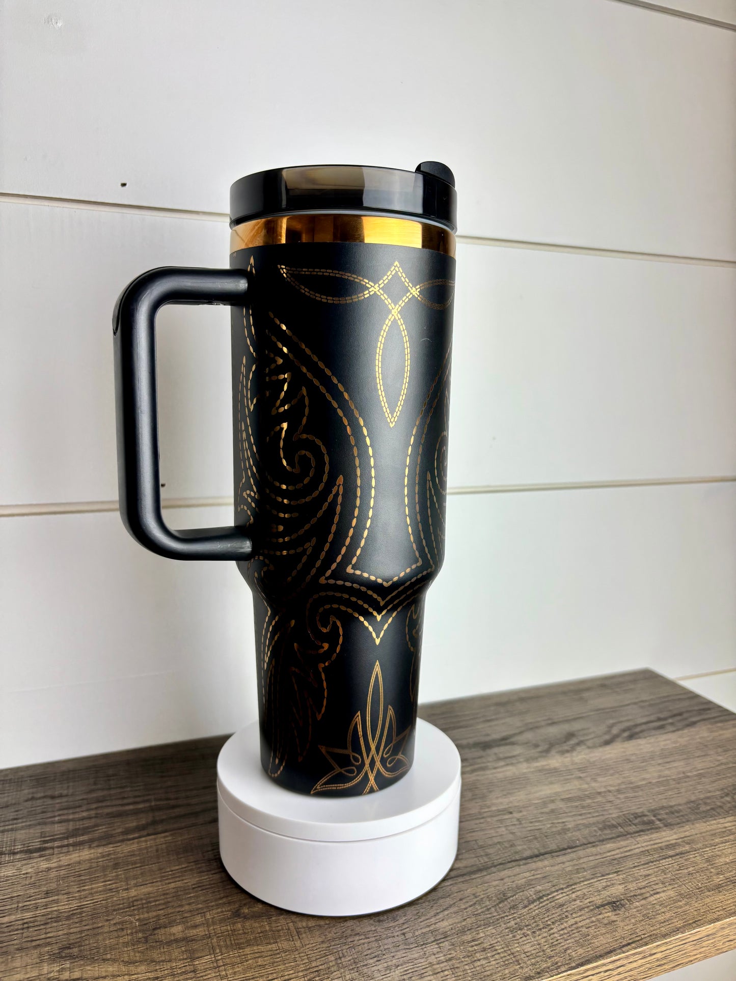 Western Boot Stitch 40oz tumbler